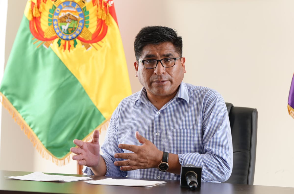 Ministro Néstor Huanca